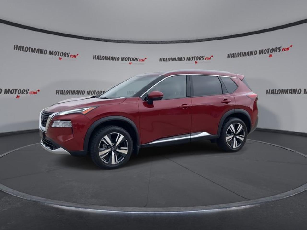 2023 Nissan Rogue Platinum AWD Photo3