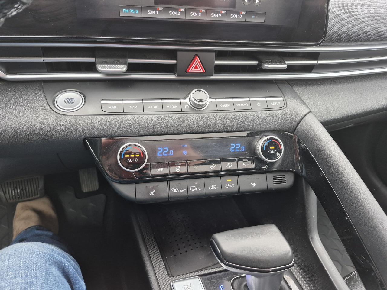 2021 Hyundai Elantra Ultimate Tech Photo10