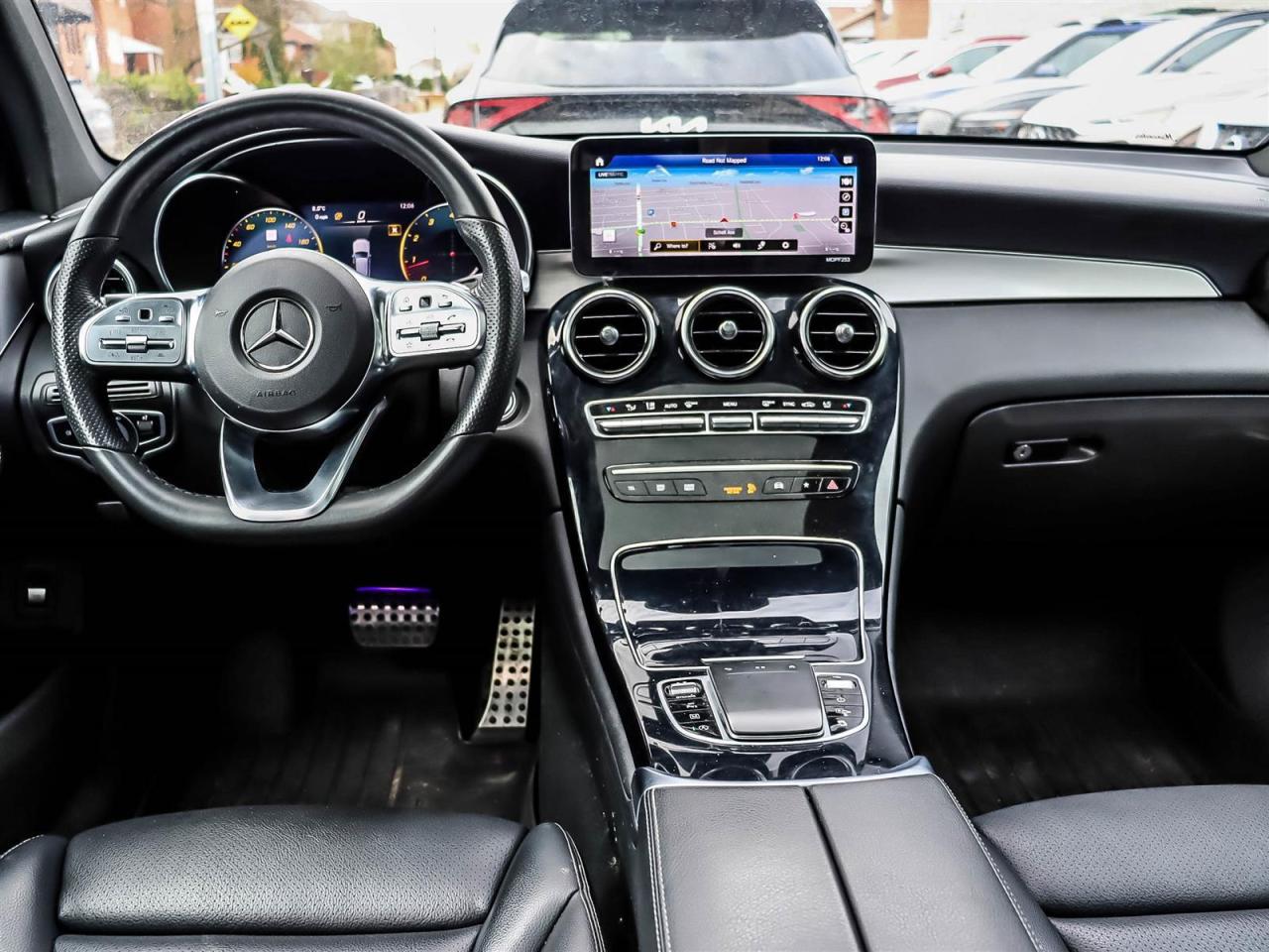 2022 Mercedes GLC 300 Photo