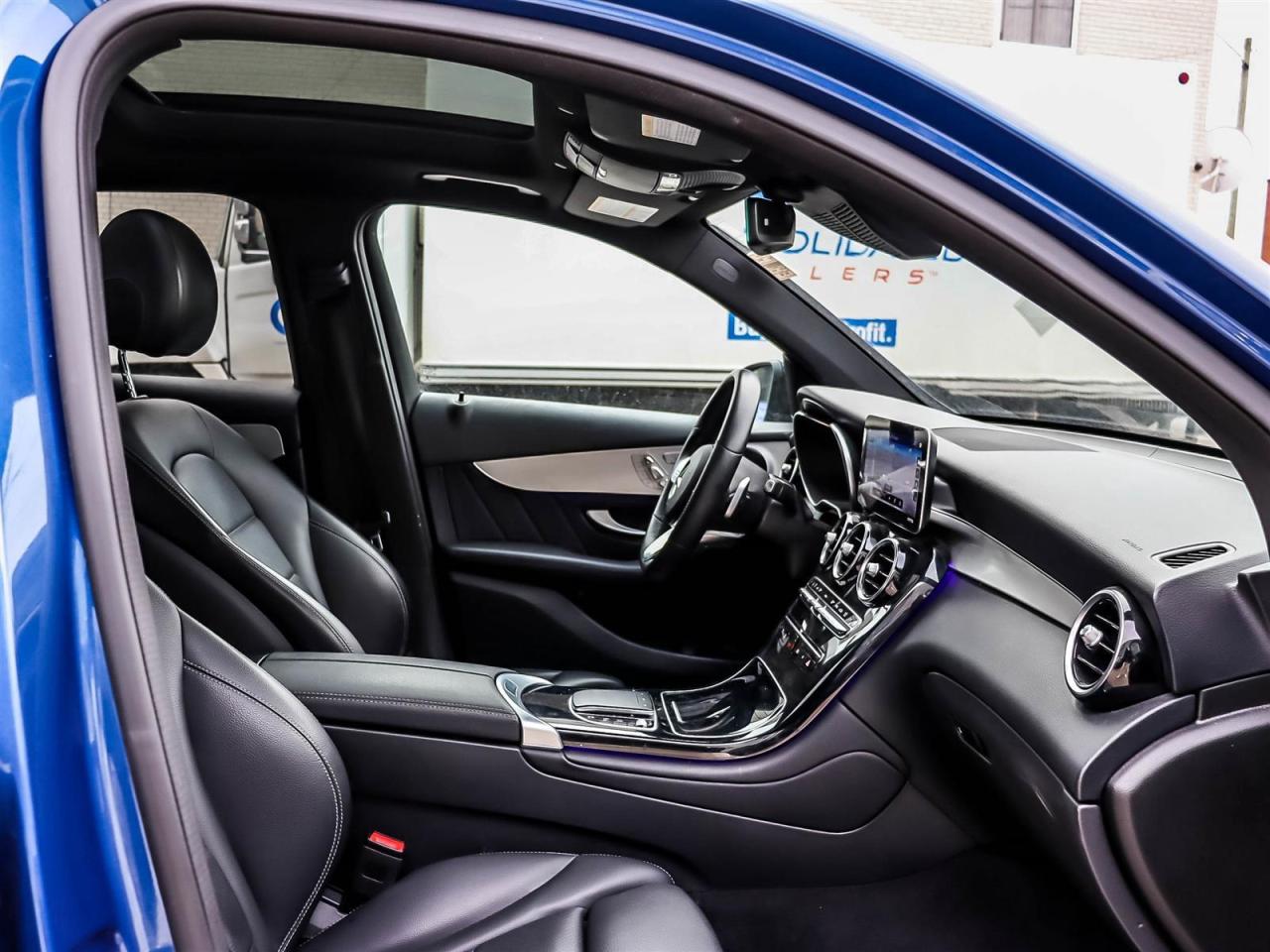 2022 Mercedes GLC 300 Photo