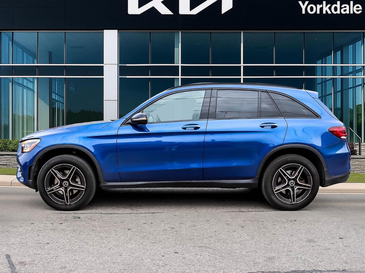 2022 Mercedes GLC 300 Photo