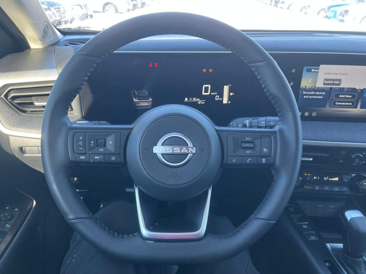 2025 Nissan Kicks SV AWD Photo