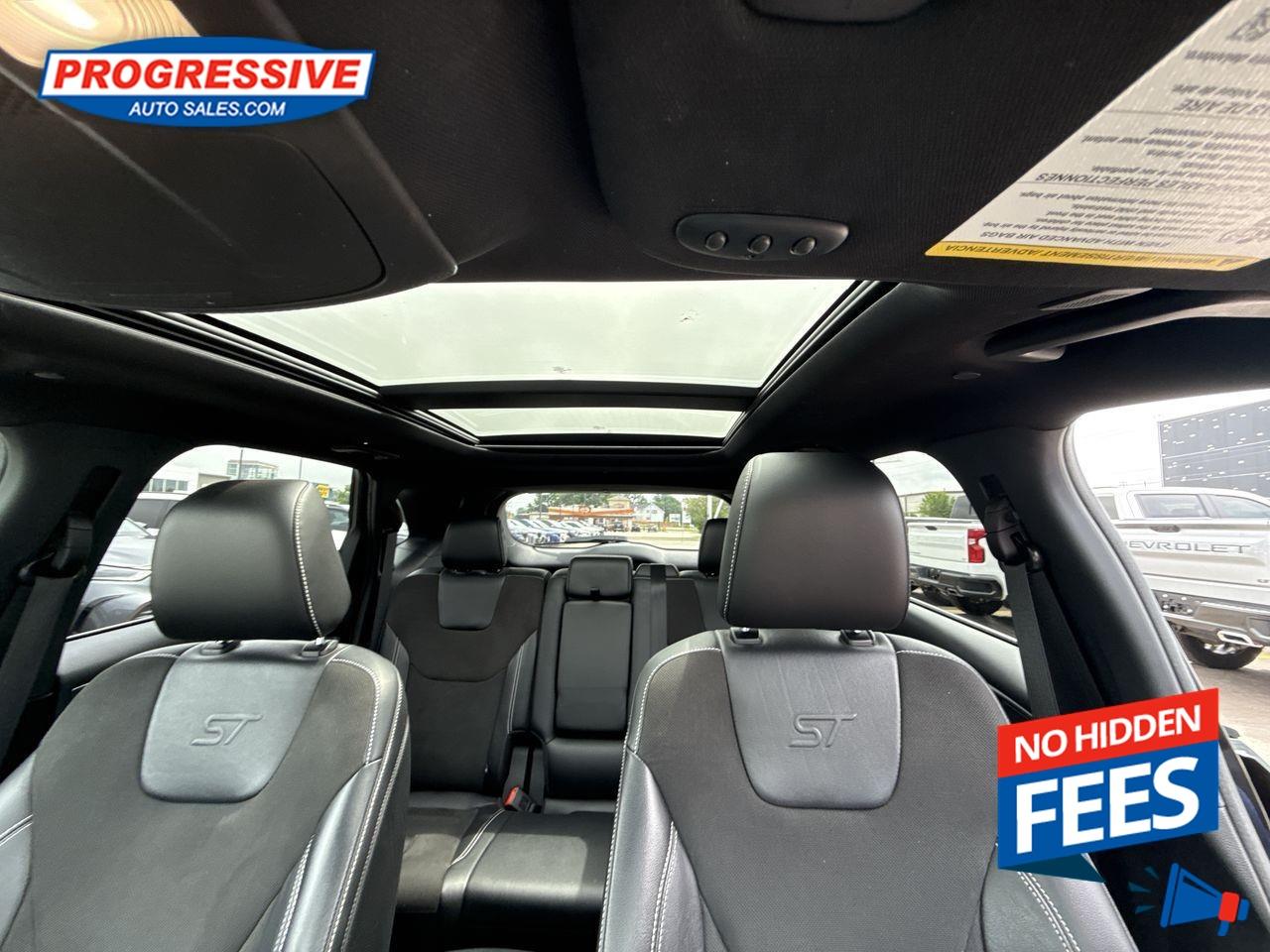 2022 Ford Edge ST -  Tow Package -  Leather Seats Photo