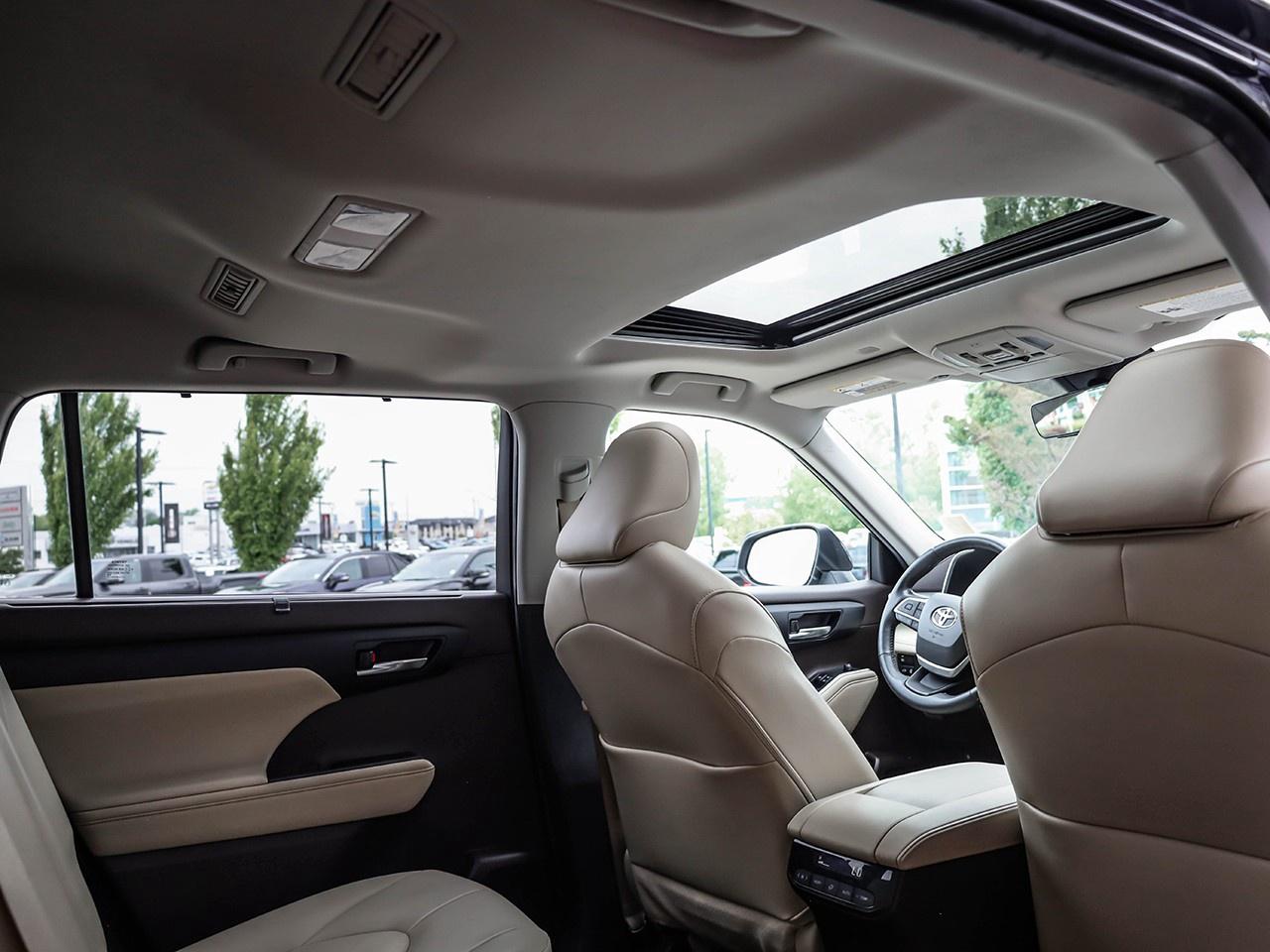 2022 Toyota Highlander XLE Photo