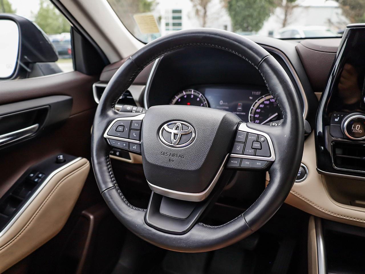 2022 Toyota Highlander XLE Photo
