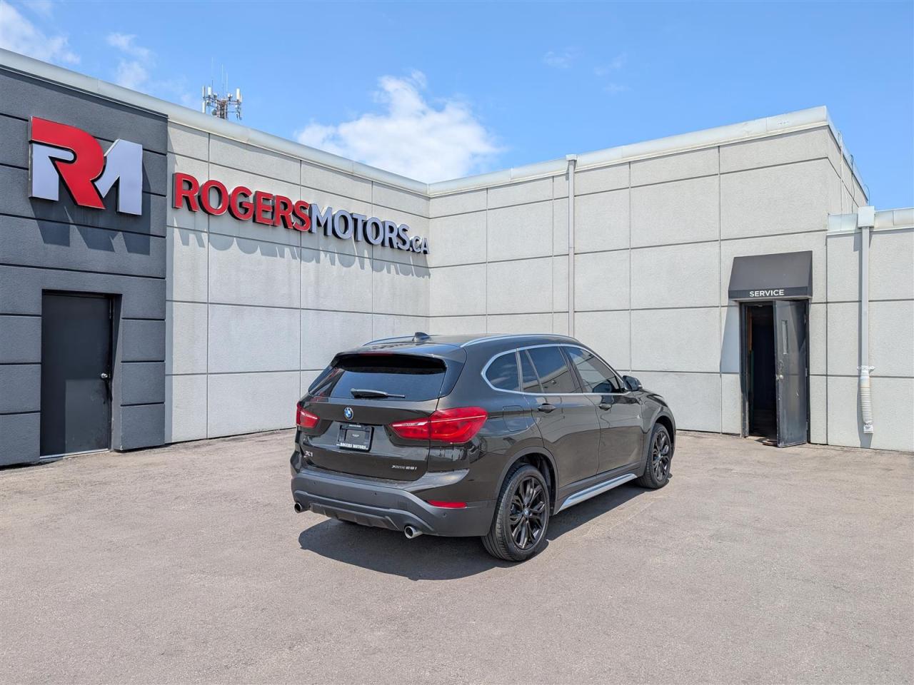 2019 BMW X1 xDrive28i - NAVI - PANO ROOF - REVERSE CAM