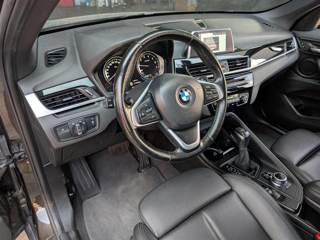 2019 BMW X1 xDrive28i - NAVI - PANO ROOF - REVERSE CAM