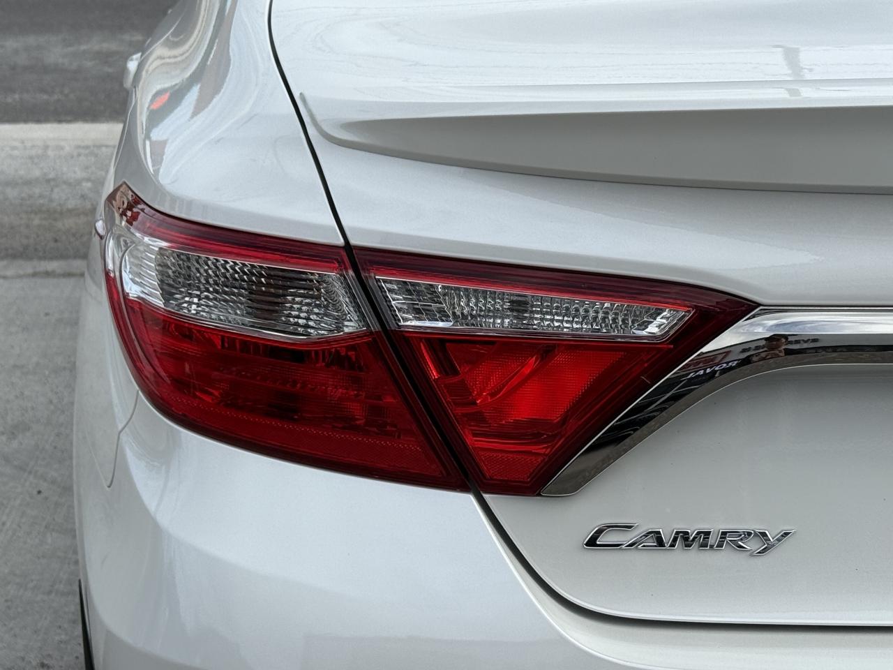 2017 Toyota Camry XSE | BACK UP CAMERA | LEATHER - Photo #13