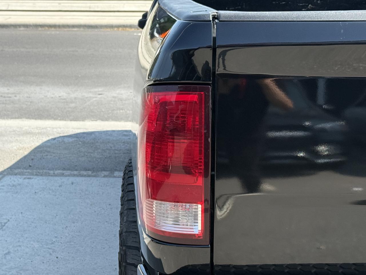 2017 RAM 1500 ST | BACK UP CAMERA | 5.7 V8 | - Photo #12