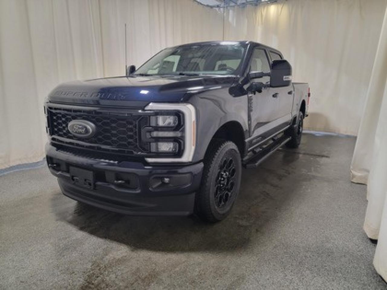 New 2025 Ford F-250 LARIAT W/ BLACK APPEARANCE PACKAGE for sale in Regina, SK