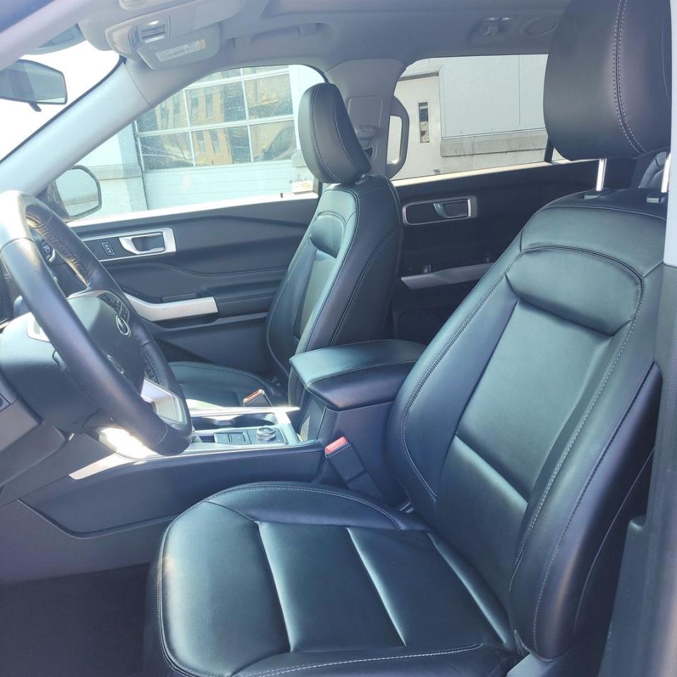 2022 Ford Explorer XLT Photo27
