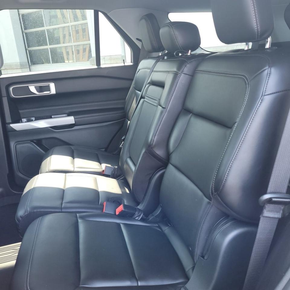 2022 Ford Explorer XLT Photo28