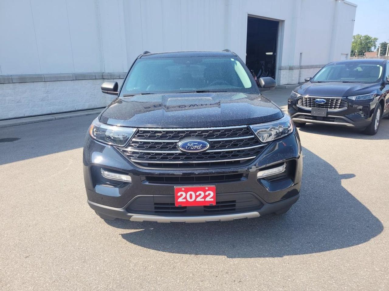 2022 Ford Explorer XLT Photo8