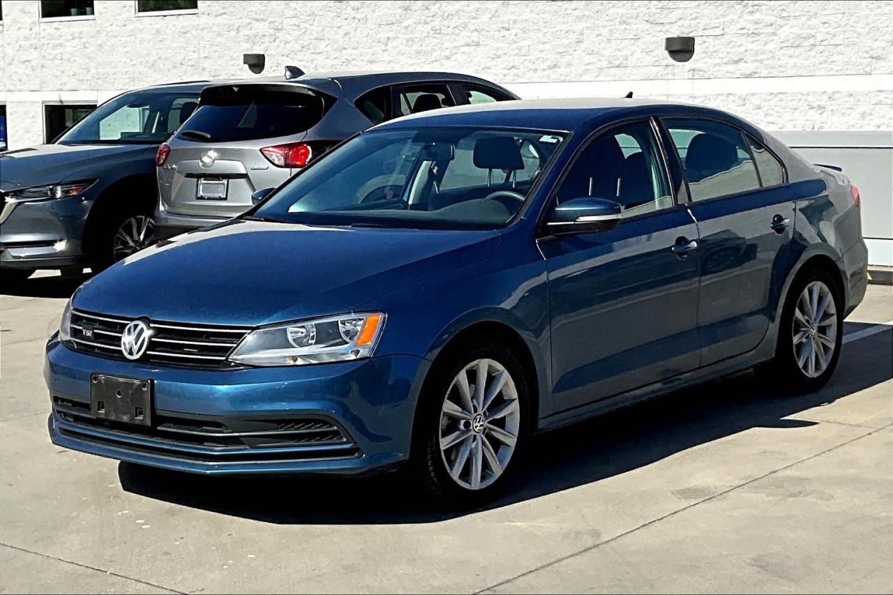 Used 2015 Volkswagen Jetta Trendline plus 1.8T 6sp w/ Tip for sale in Port Moody, BC