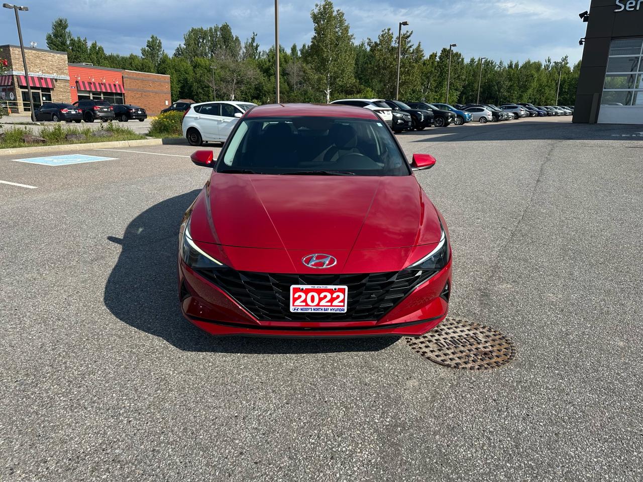 2022 Hyundai Elantra Essential Photo20