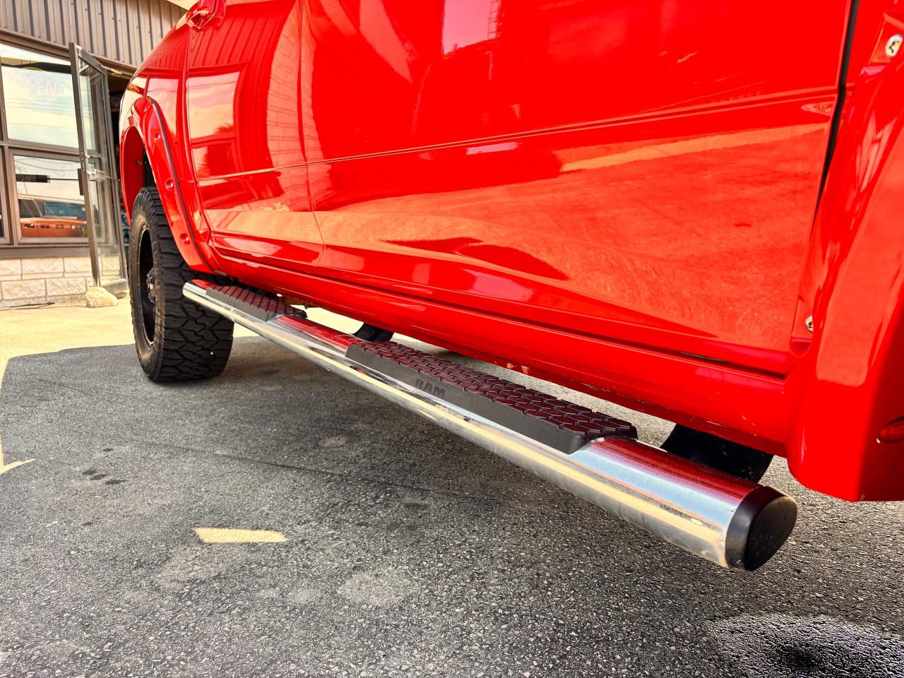 2011 RAM 1500 ACCIDENT FREE! LOW MILEAGE, EXCELLENT CONDITION!