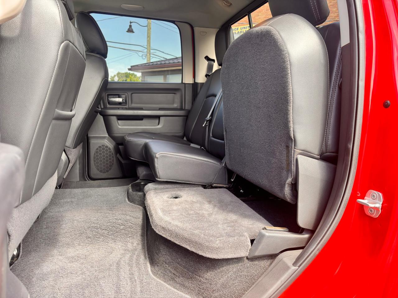 2011 RAM 1500 ACCIDENT FREE! LOW MILEAGE, EXCELLENT CONDITION!