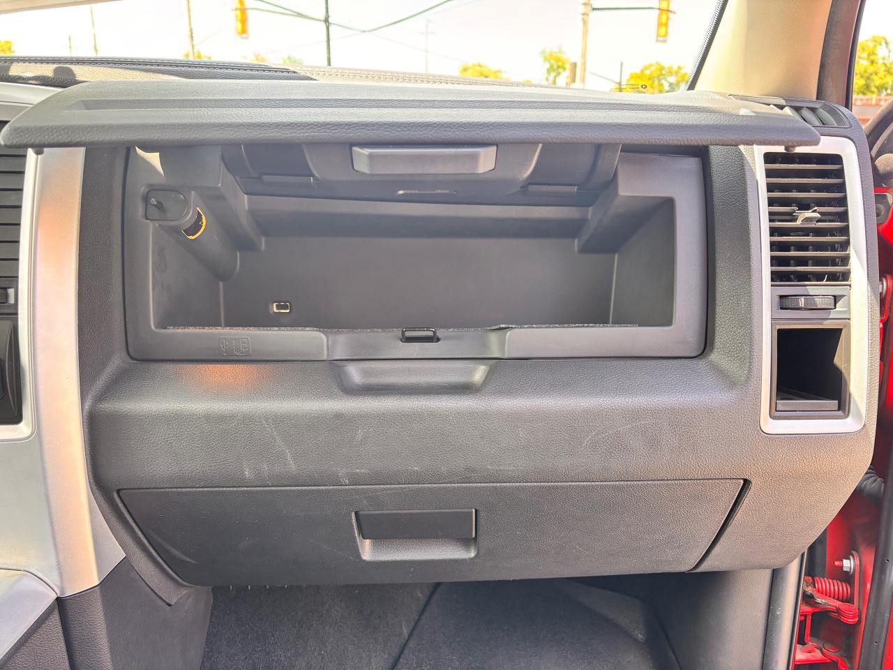 2011 RAM 1500 ACCIDENT FREE! LOW MILEAGE, EXCELLENT CONDITION!