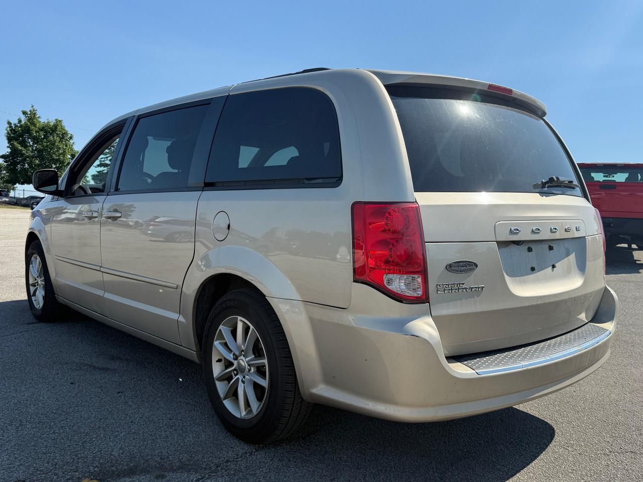 2013 Dodge Grand Caravan SXT FWD *SAFETY INCL*ONE OWNER*LOADED* - Photo #3
