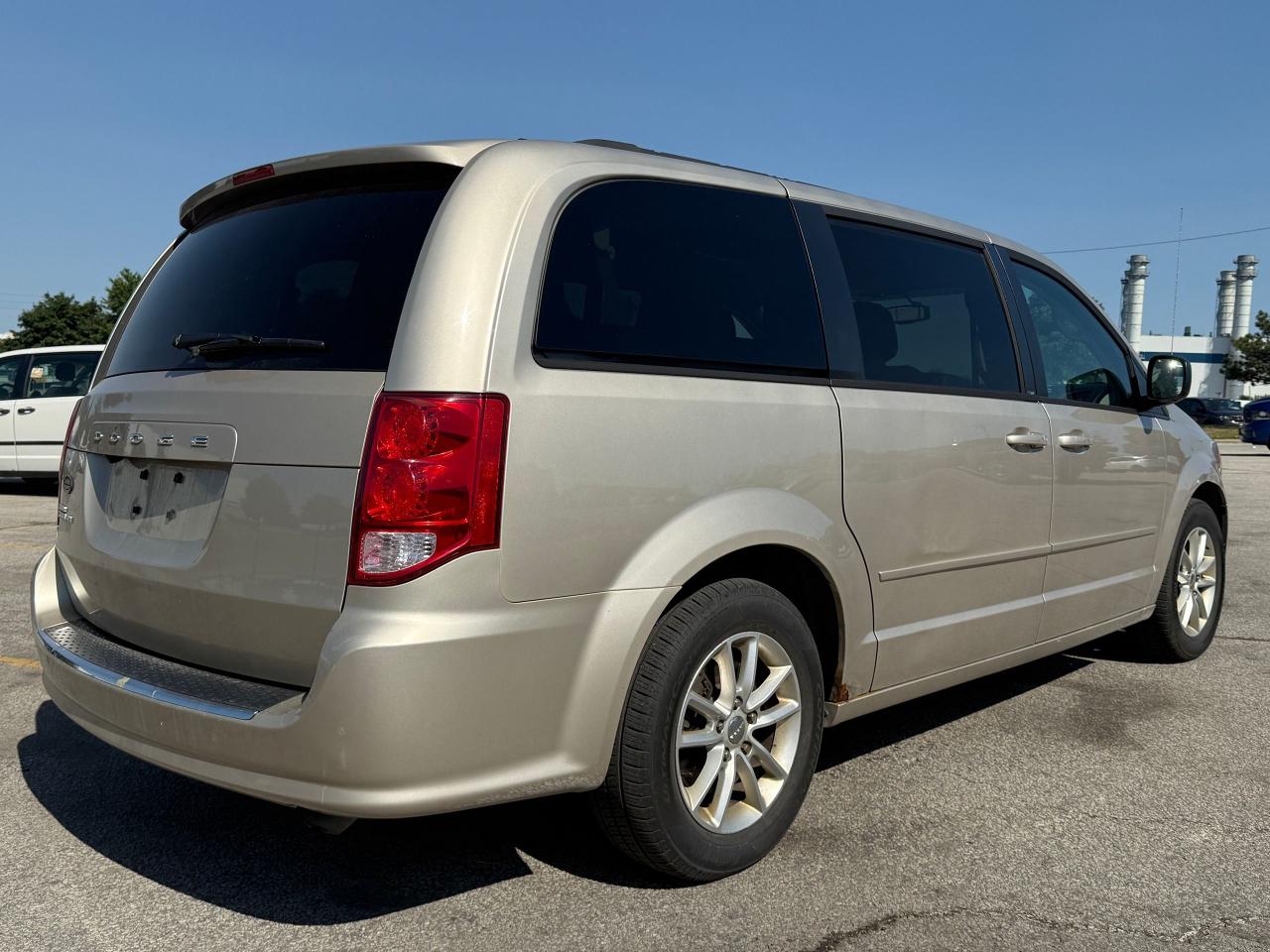 2013 Dodge Grand Caravan SXT FWD *SAFETY INCL*ONE OWNER*LOADED* - Photo #5