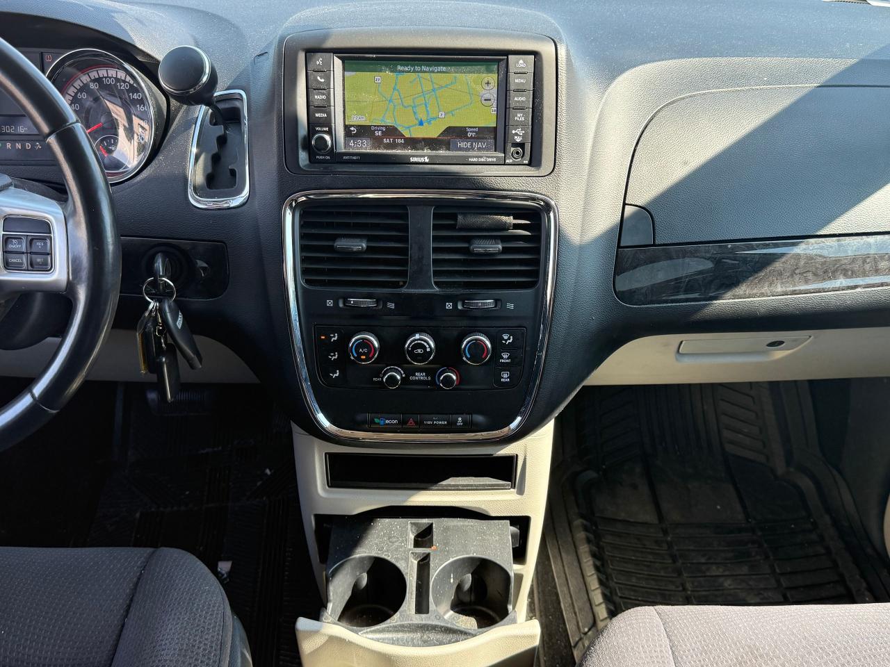 2013 Dodge Grand Caravan SXT FWD *SAFETY INCL*ONE OWNER*LOADED* - Photo #10