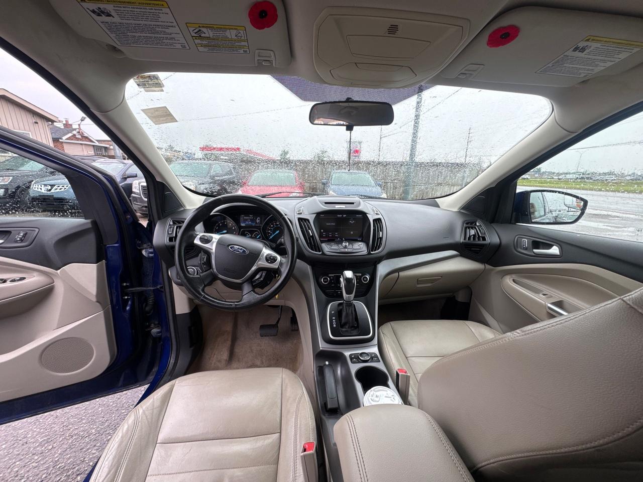 2013 Ford Escape SE, UNDERCOATED, NO ACCIDENTS, WELL MAINTAINED - Photo #12