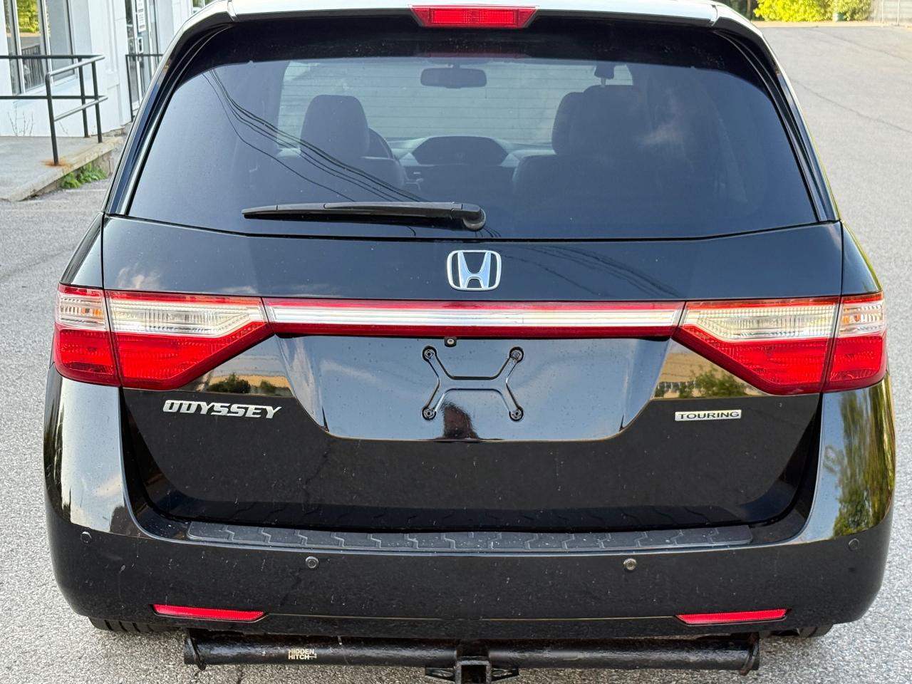 2012 Honda Odyssey Touring - Photo #6