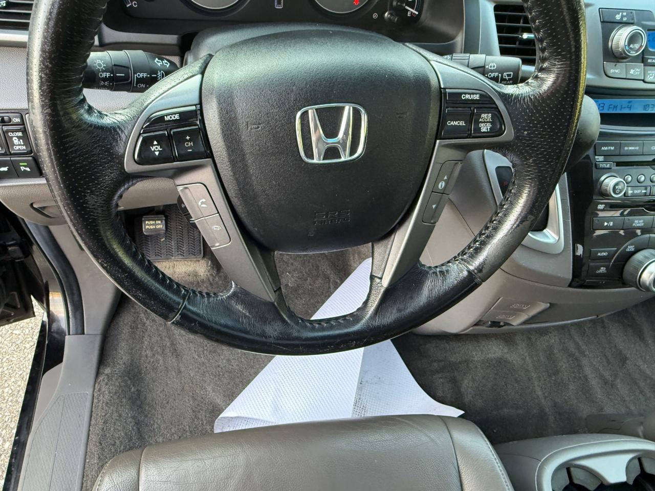 2012 Honda Odyssey Touring - Photo #15