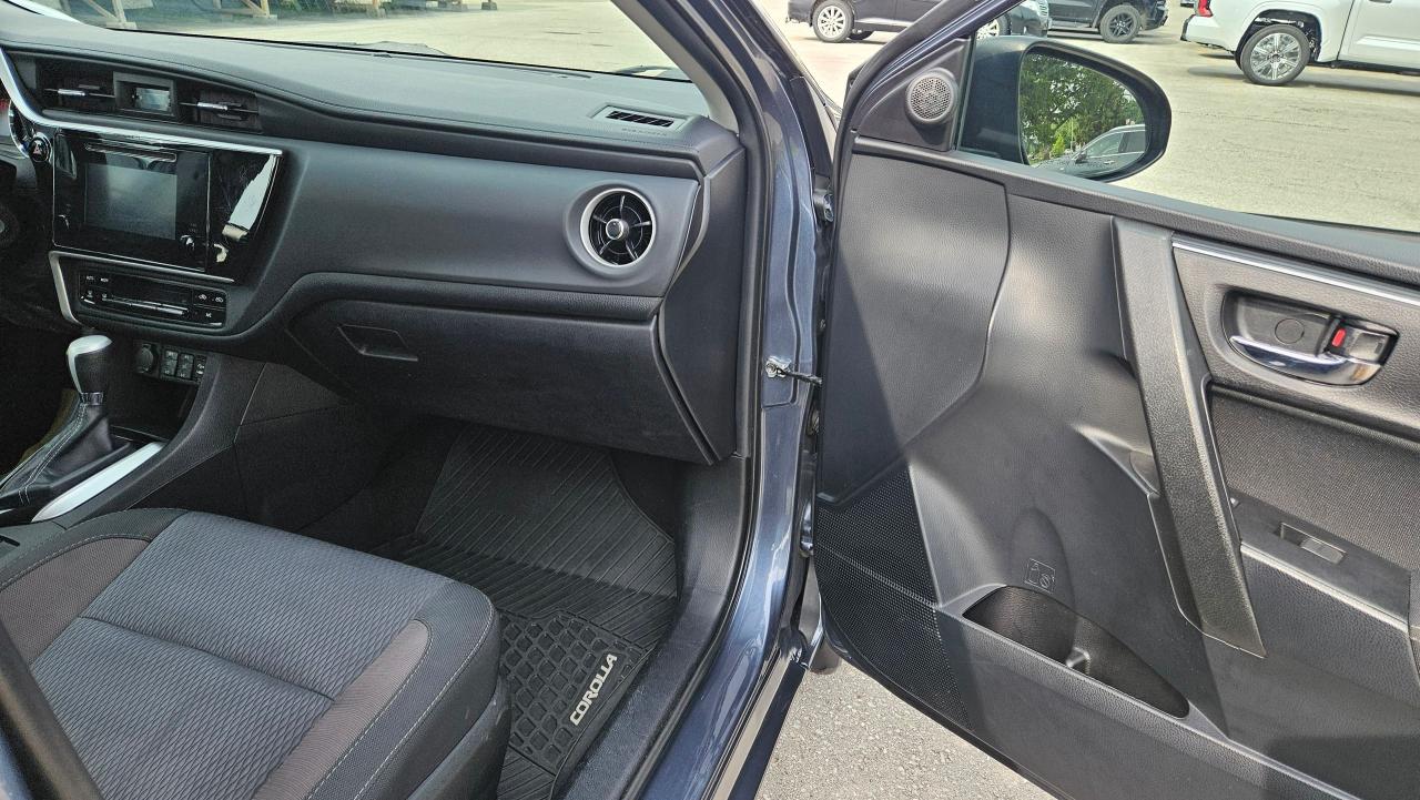 2019 Toyota Corolla LE - Photo #12