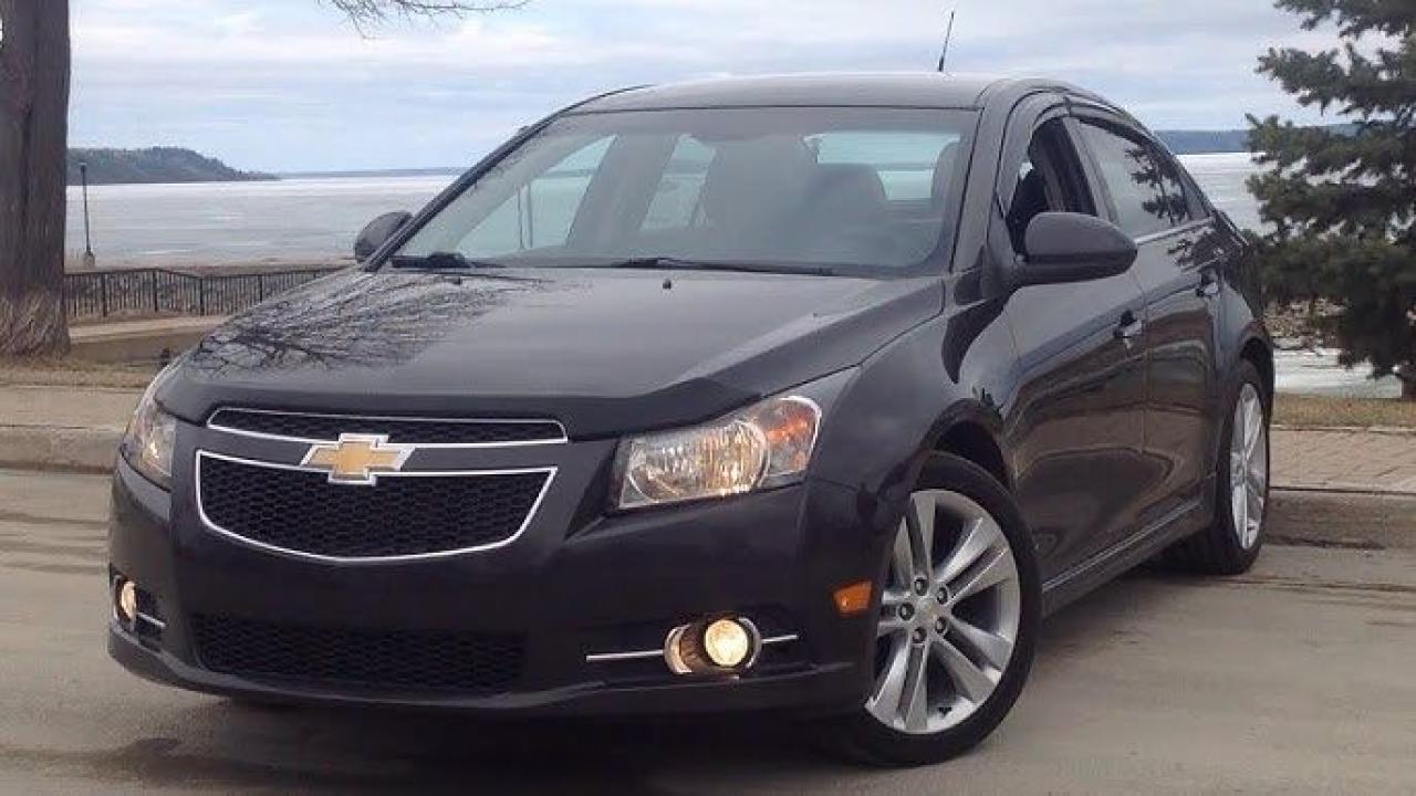 Used 2014 Chevrolet Cruze 2LT/ LEATHER/ REAR CAM /AC / REMOTE START/MINT for sale in Scarborough, ON