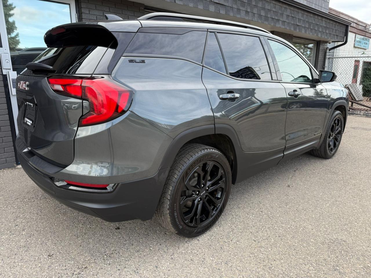 2021 GMC Terrain SLE AWD – 1 Owner | New Tires | Adventure-Ready! - Photo #3