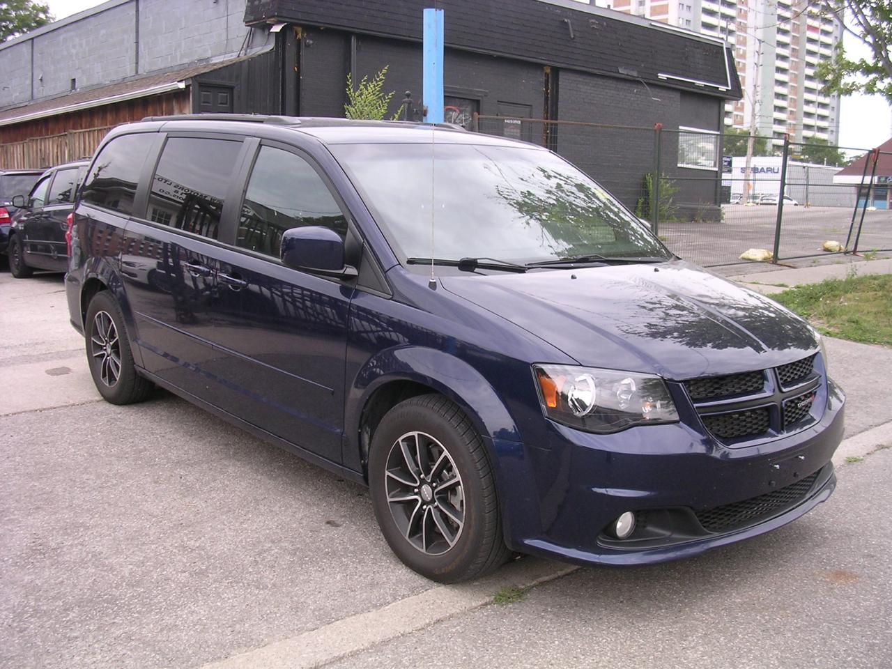 2017 Dodge Grand Caravan GT - Photo #2