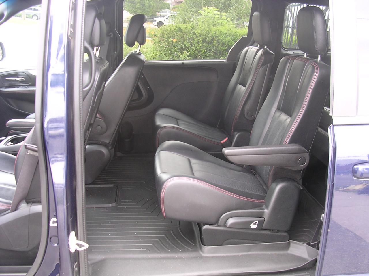 2017 Dodge Grand Caravan GT - Photo #7