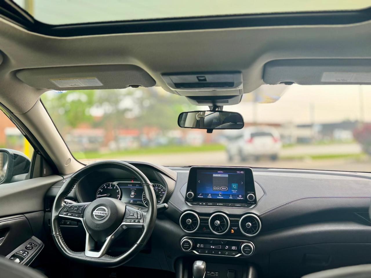 2023 Nissan Sentra SV Photo4