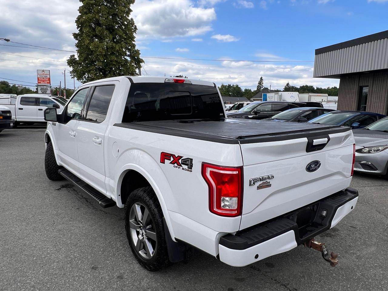 2017 Ford F-150 4WD SUPERCREW 145" XLT - Photo #3