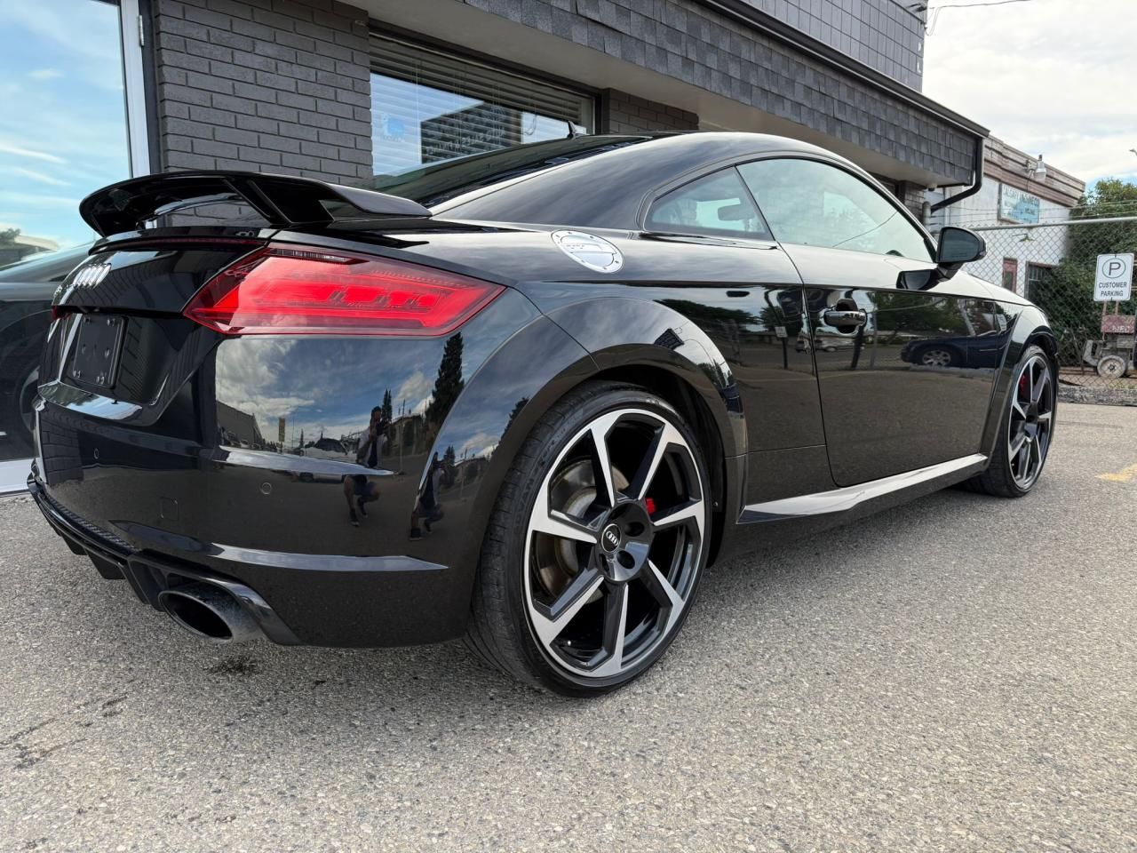 2018 Audi TT RS | Dealer Serviced | Performance Luxury - Photo #3