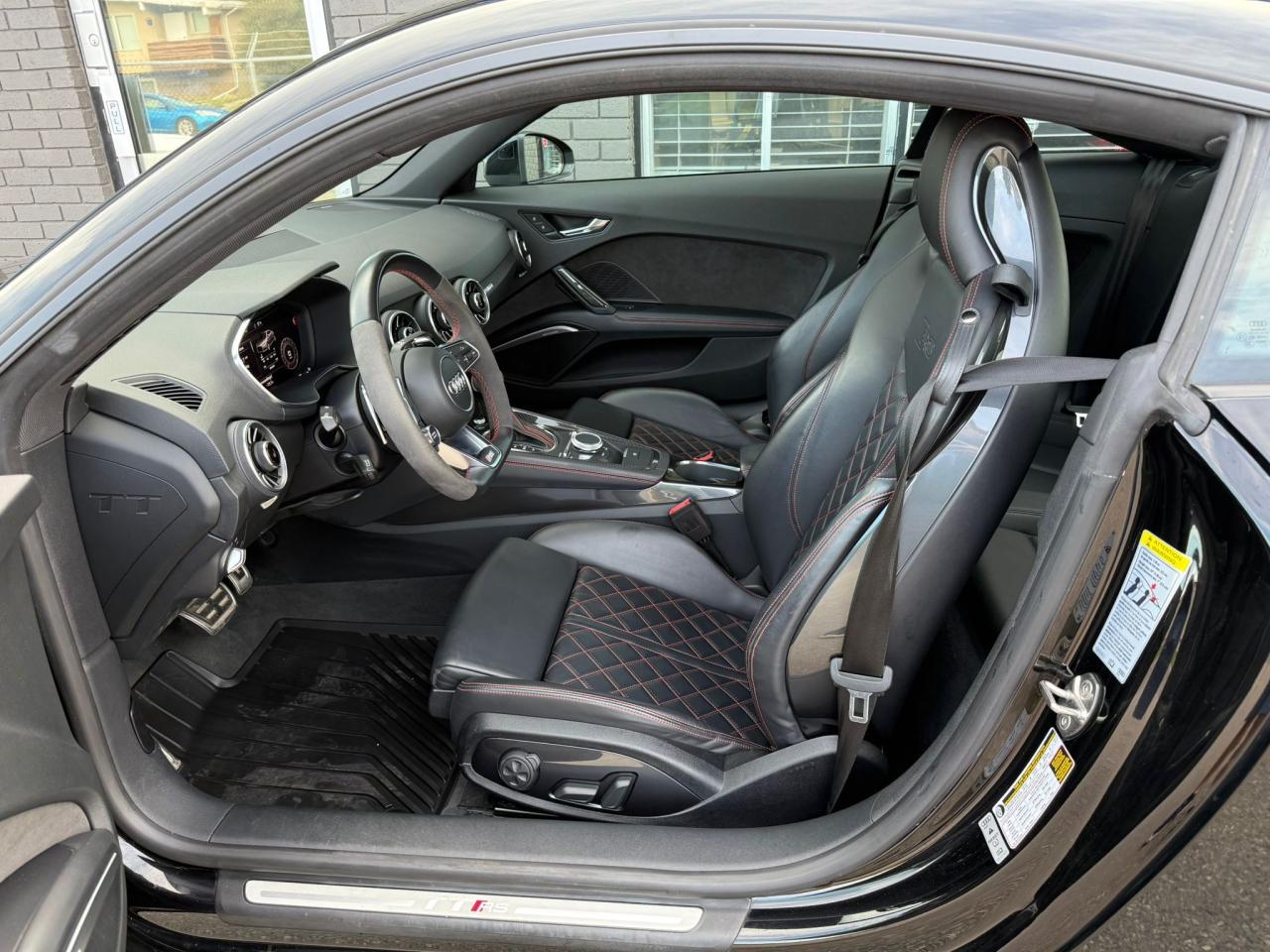 2018 Audi TT RS | Dealer Serviced | Performance Luxury - Photo #16