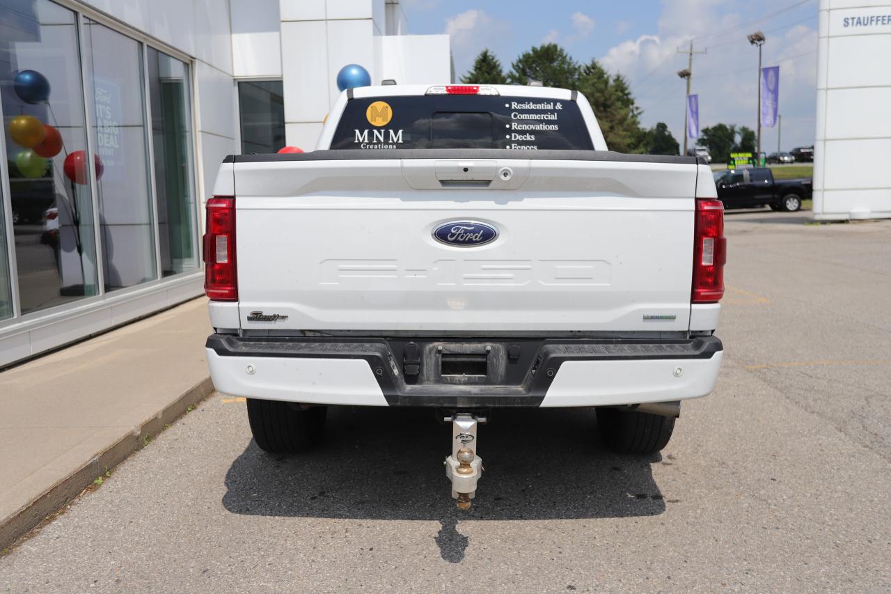 2022 Ford F-150 XLT 4WD SuperCrew 5.5' Box Photo3