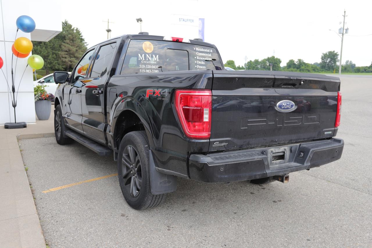 2022 Ford F-150 XLT 4WD SuperCrew 5.5' Box Photo4