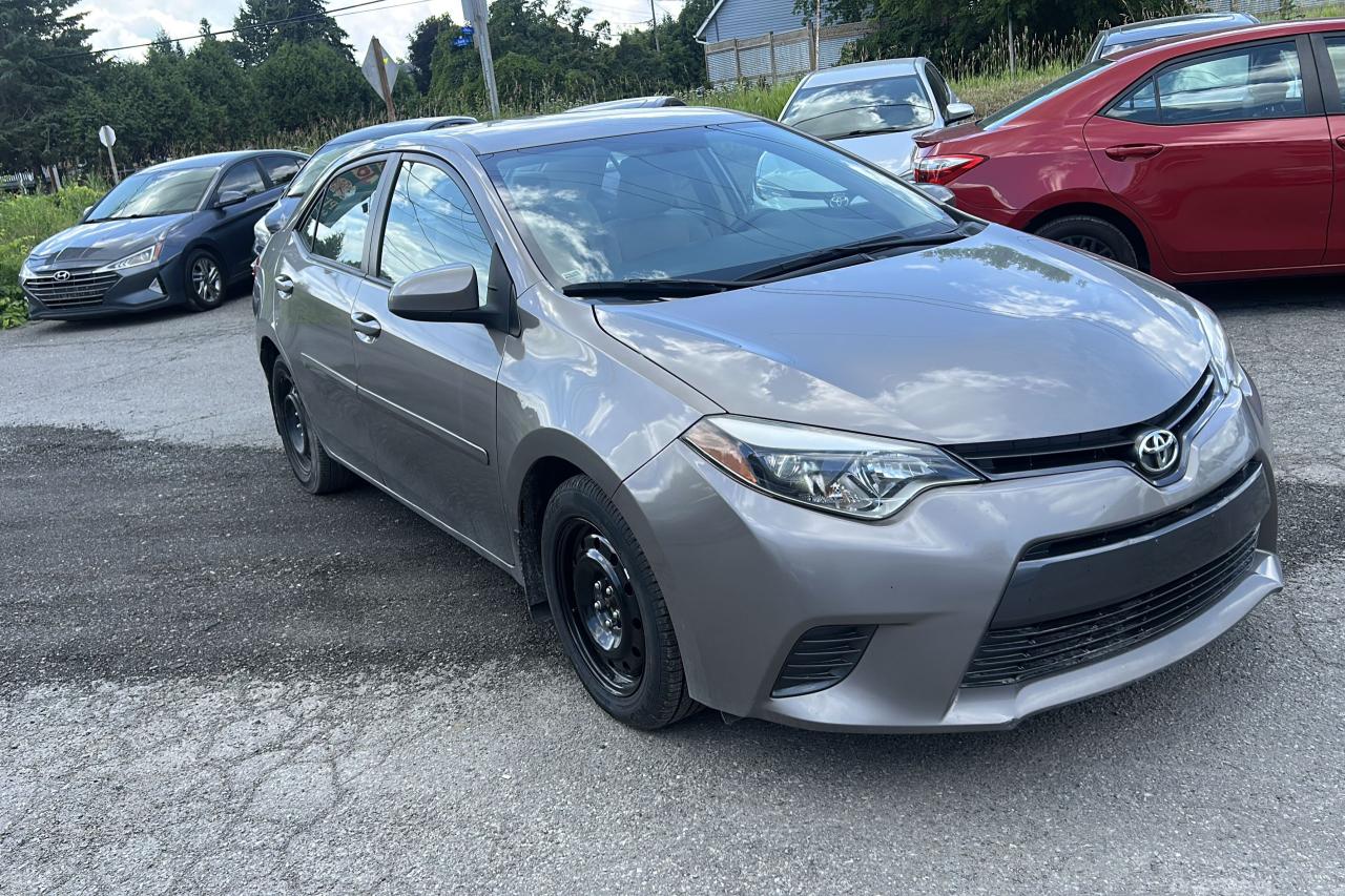 2015 Toyota Corolla LE - Photo #3