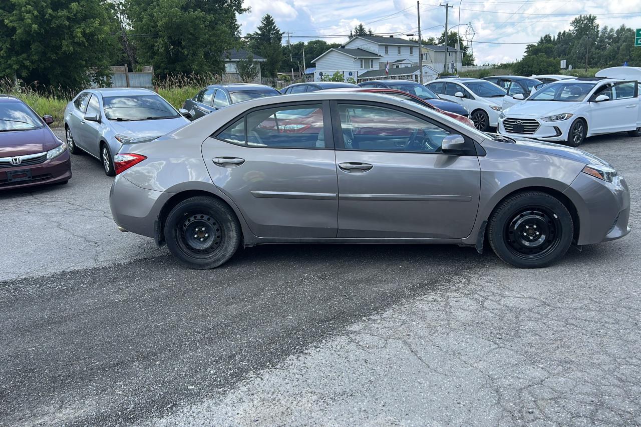 2015 Toyota Corolla LE - Photo #4