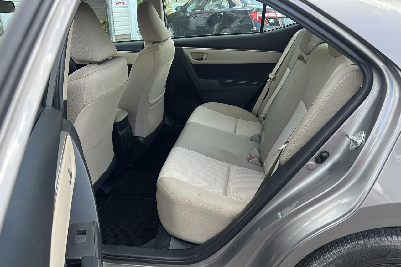 2015 Toyota Corolla LE - Photo #10