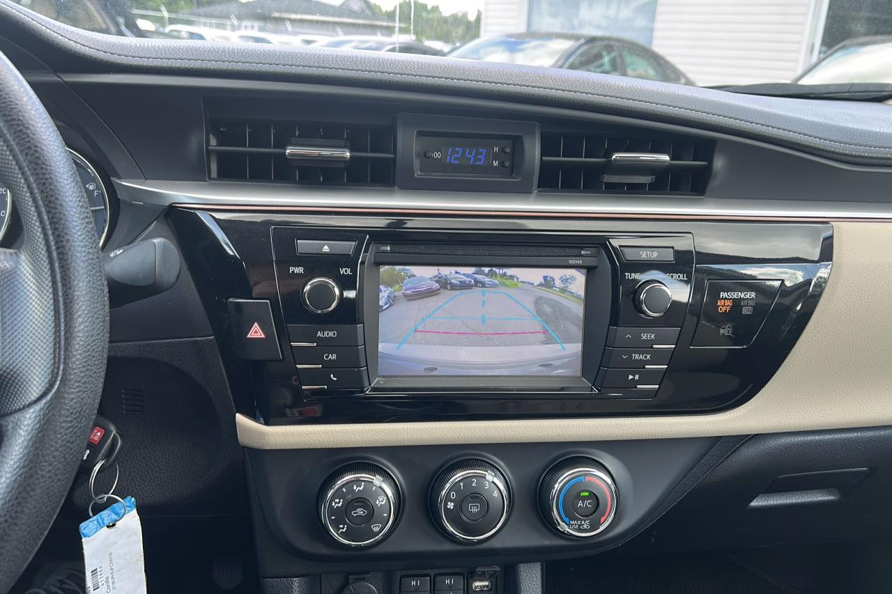 2015 Toyota Corolla LE - Photo #14