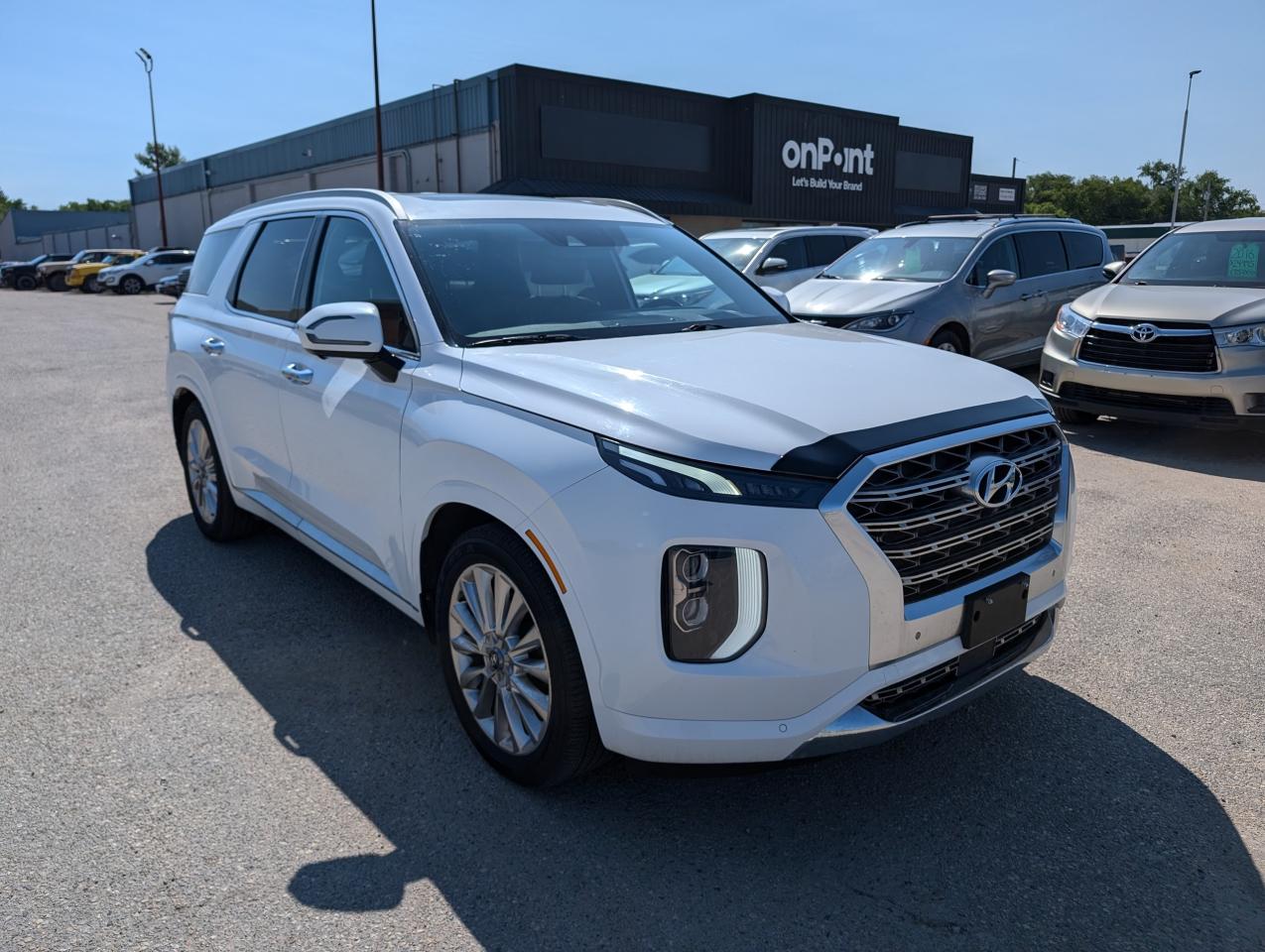2020 Hyundai PALISADE Ultimate-COOLED SEATS-CMD START-LOCAL VEHICLE - Photo #2