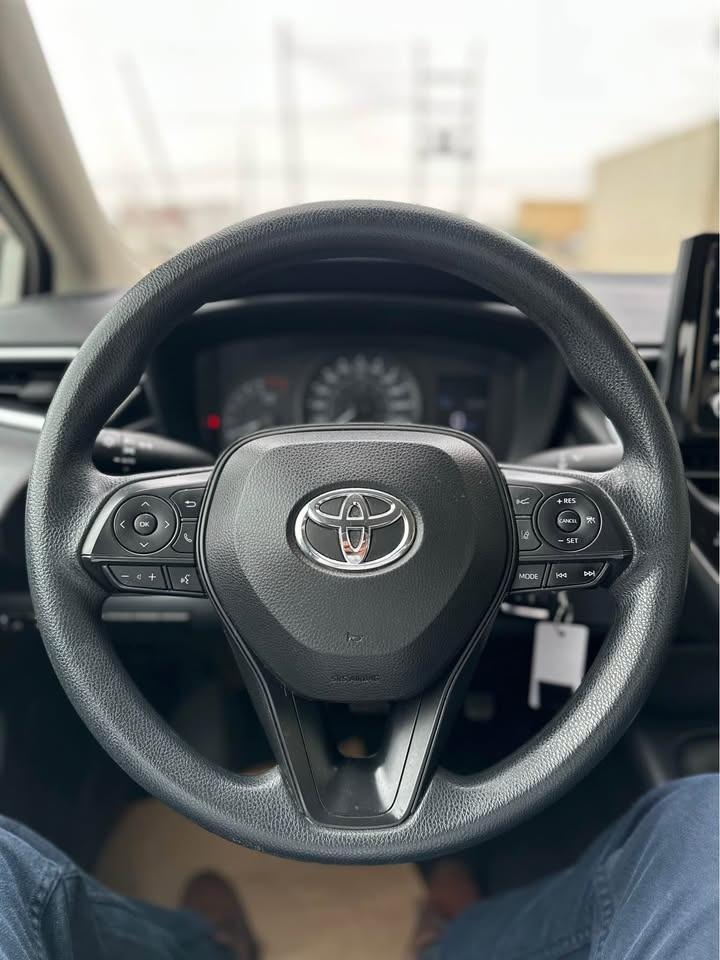 2021 Toyota Corolla LE - Photo #7