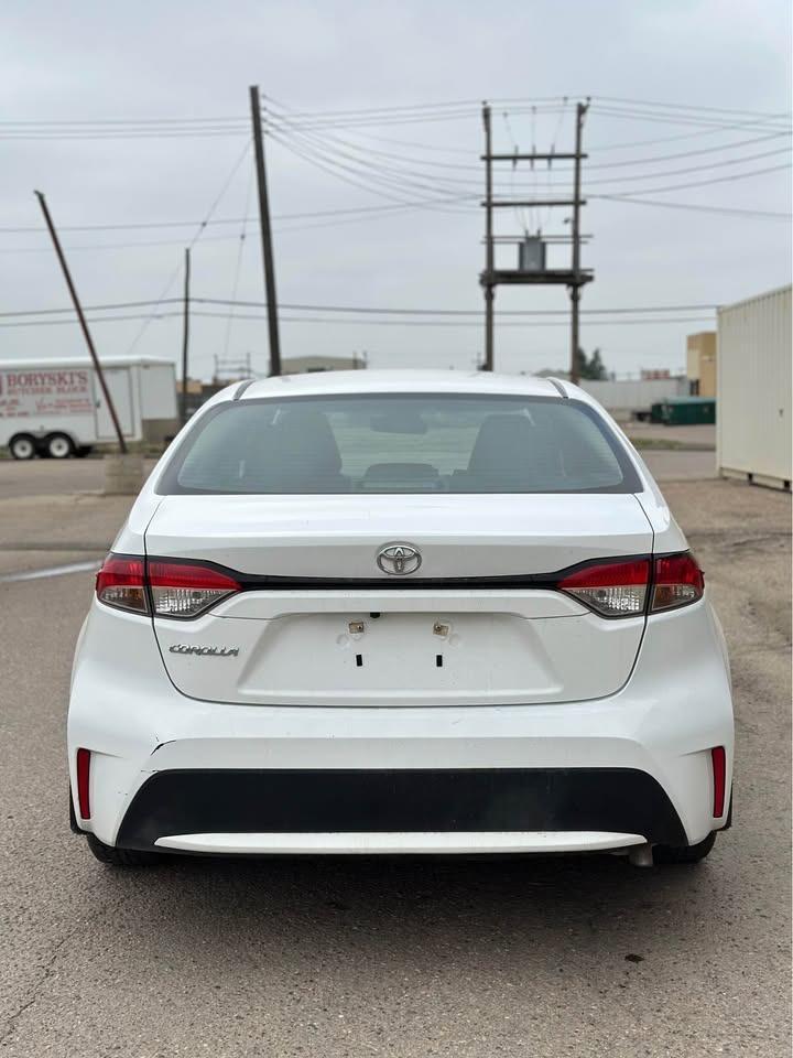 2021 Toyota Corolla LE - Photo #5