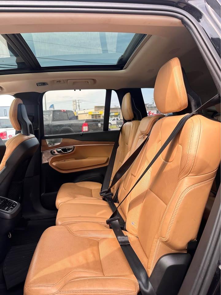 2016 Volvo XC90 T6 Inscription - Photo #15