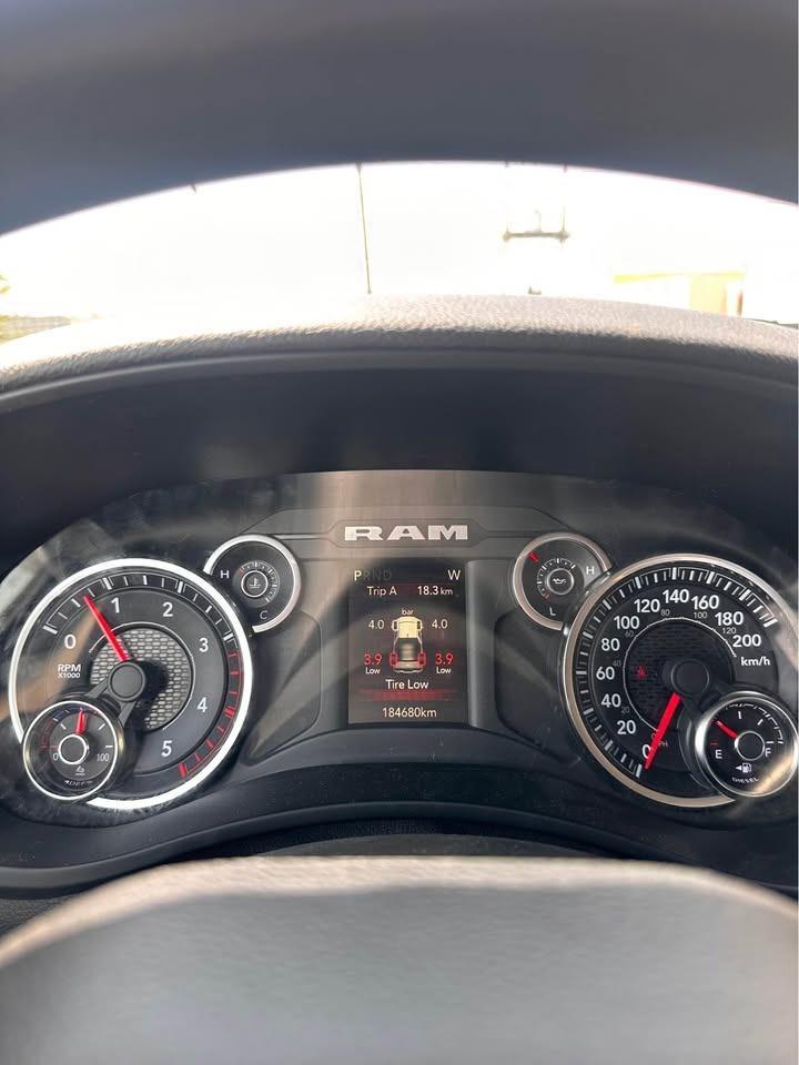 2019 RAM 2500 Tradesman - Photo #8