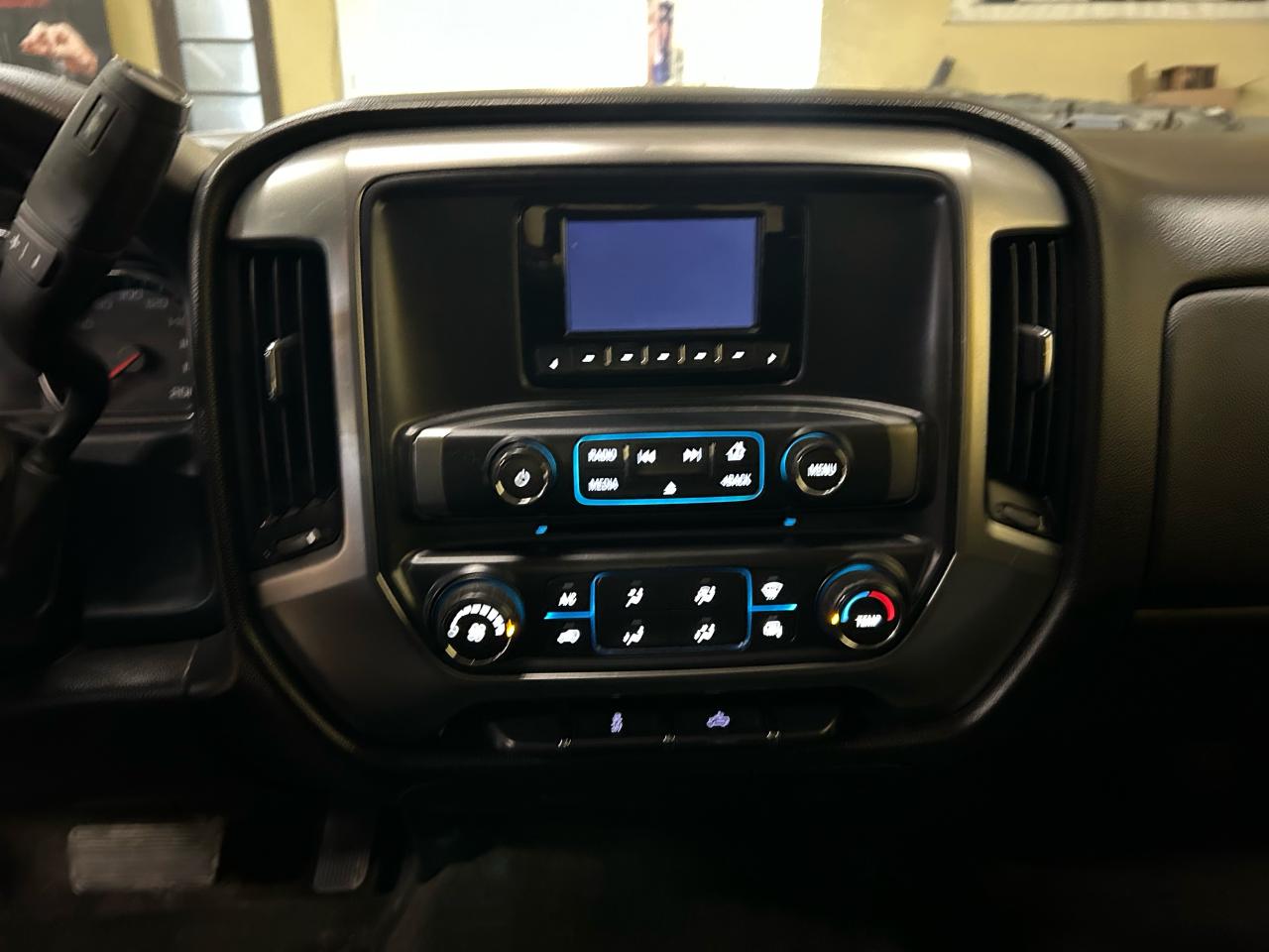 2015 Chevrolet Silverado 1500 LT - Photo #10