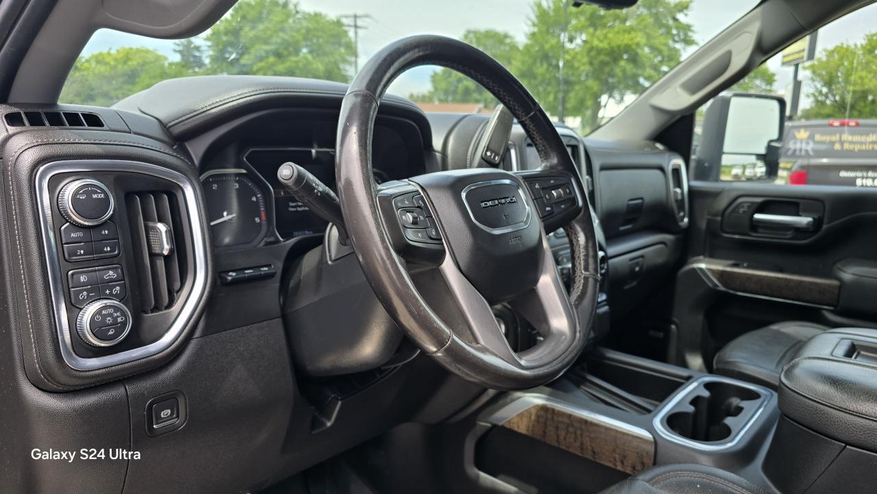 2021 GMC Sierra 2500 4WD Crew Cab 172" Denali - Photo #9